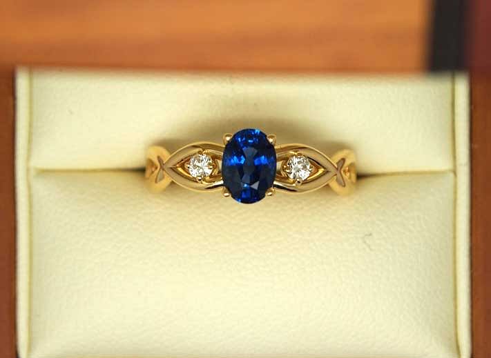 18kt yellow gold sapphire and diamond engagement ring