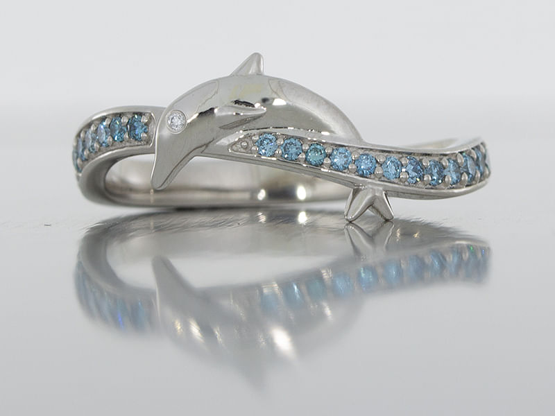 durham rose Platinum and blue diamond engagement ring main